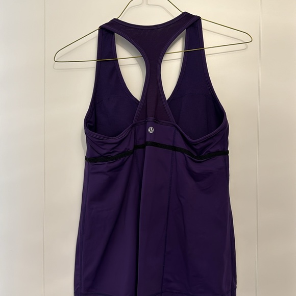 Lululemon yoga top. Size 12. Built in shelf bra. - Picture 2 of 3